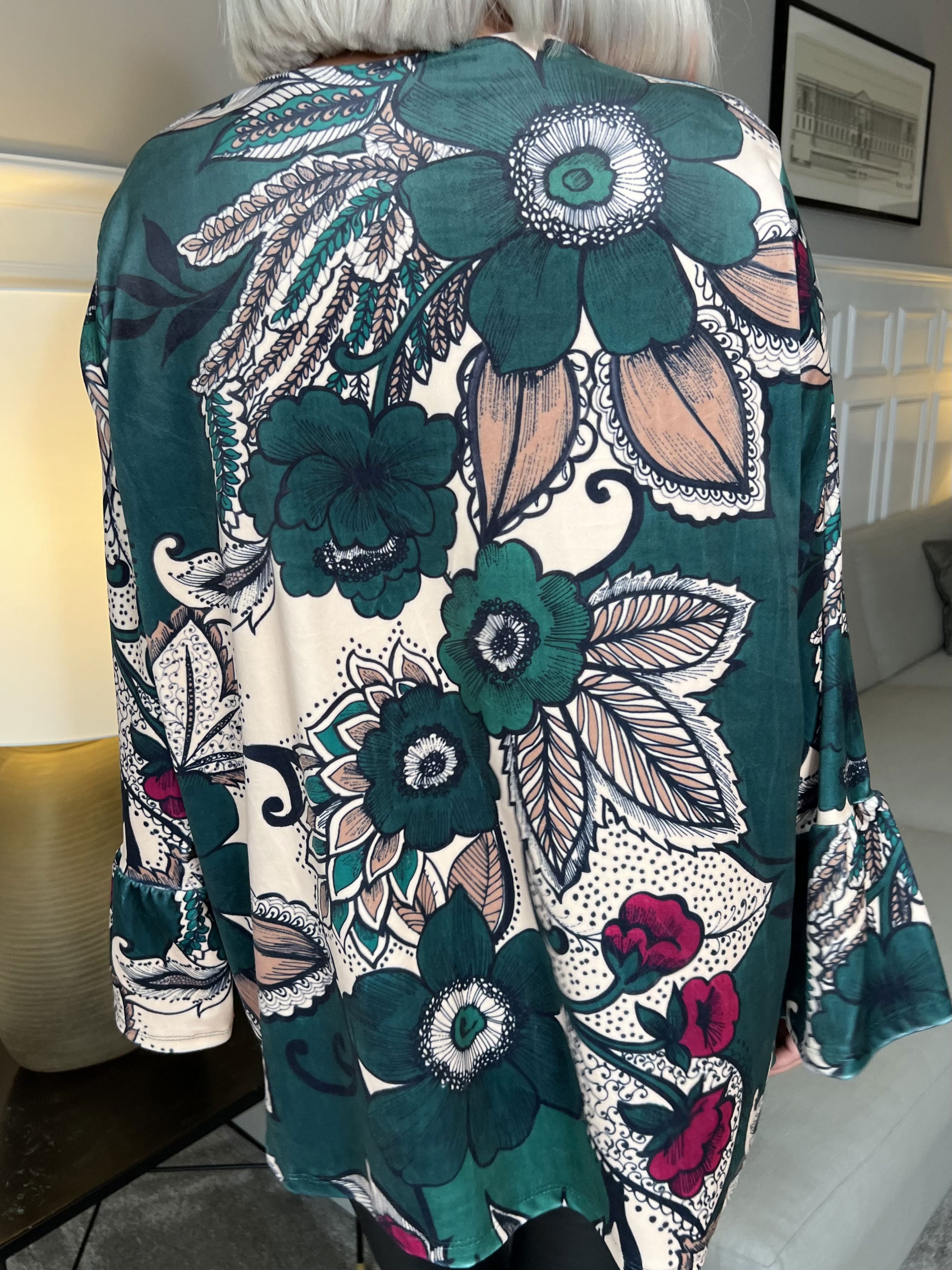 Romana - Blød bluse med mønster